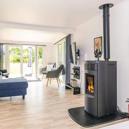 Ferienhaus 7 Person In Hals