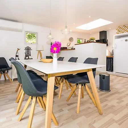 7 Person In Prázdninový dům Hals